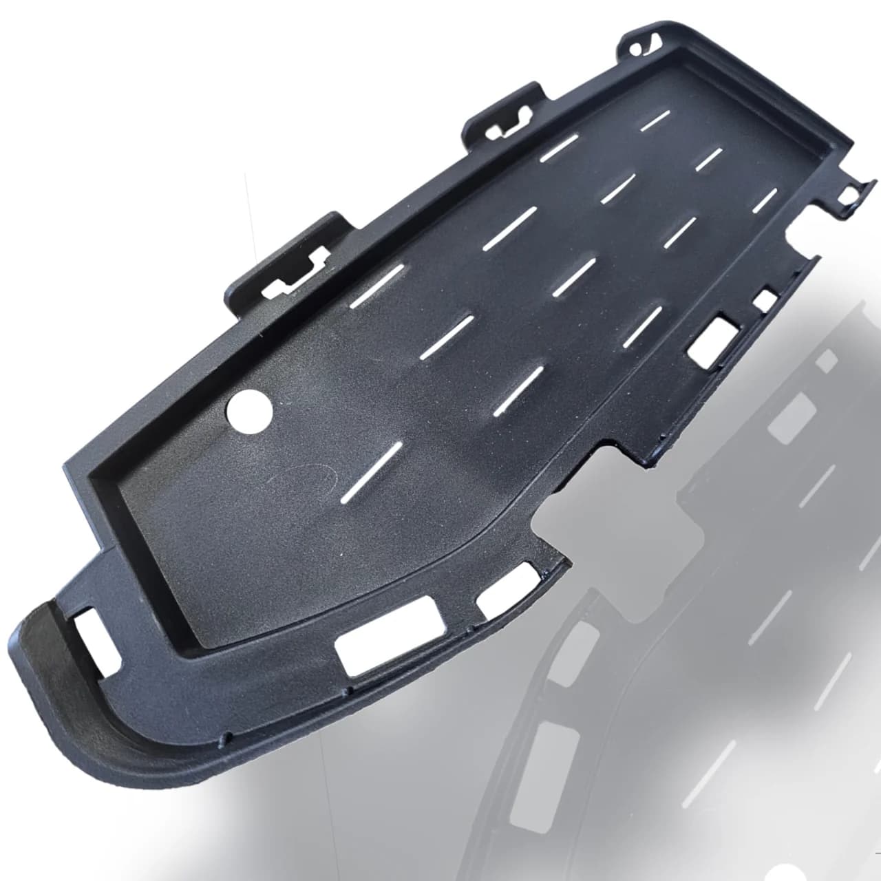 Kratka zderzaka wewnętrzna LEWA BMW 5 G30 G31 16-20r M-PAKIET (51118068341, 8068341)