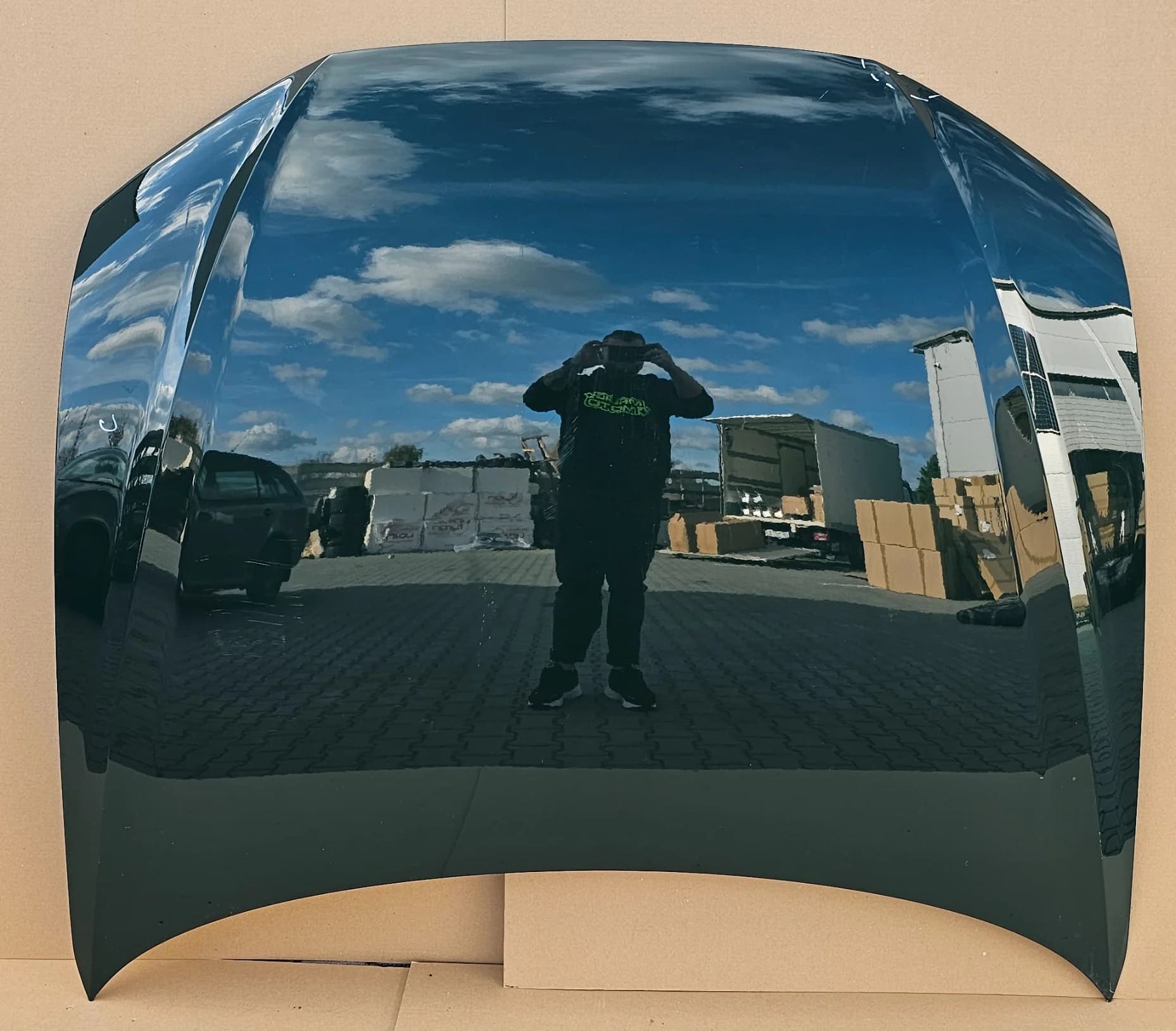 Maska przednia AUDI A6 C8 4K0 18- ZIELONA