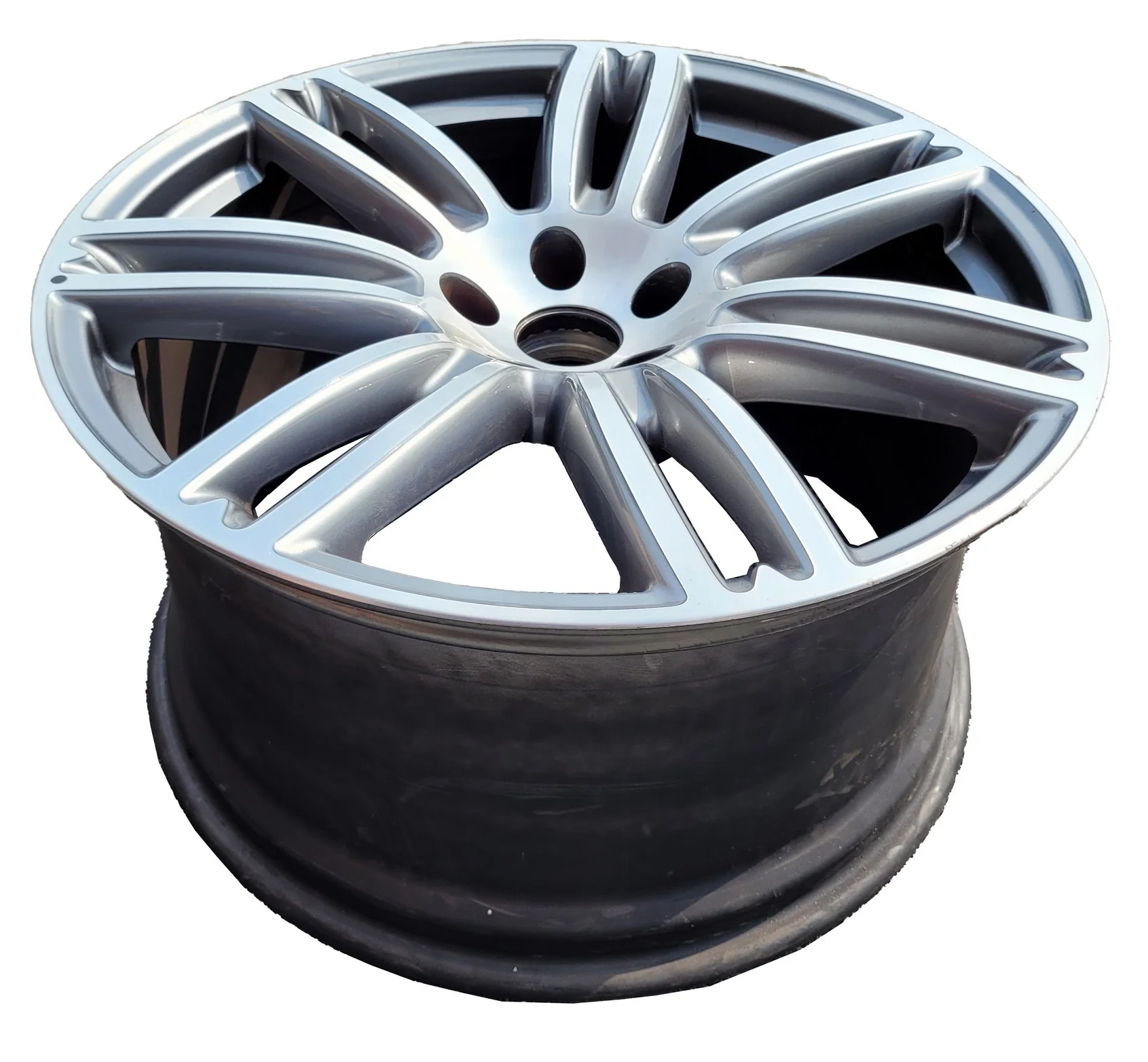 Felga MASERATTI GHIBLI/QUATTROPORTE TYLNA (670016860)