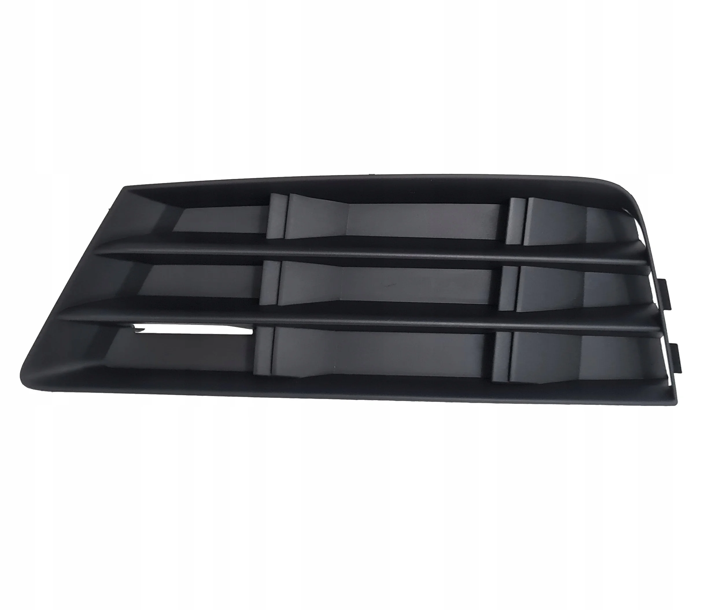 Kratka zderzaka AUDI A4 B9 15-20r LEWA (8W0807681)