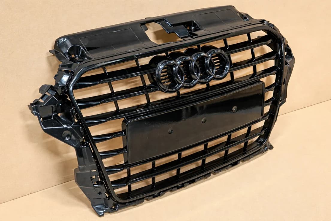 Atrapa zderzaka AUDI A3 8V5 12-16r S-LINE HATCHBACK FULL BLACK OE (8V5853651)