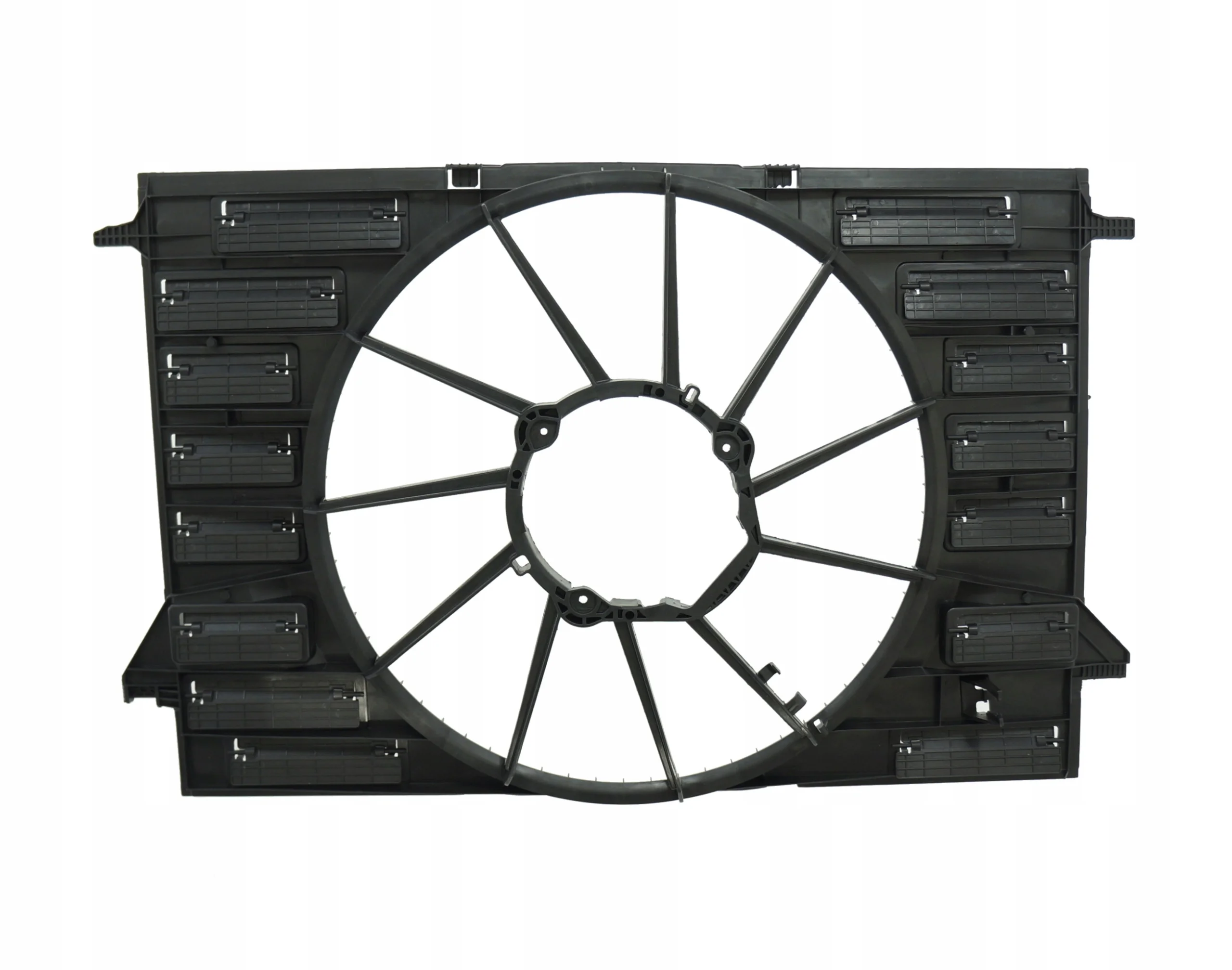 Obudowa wentylatora AUDI A4 B9 15-19r (8W0121207B, 8W0121003B)