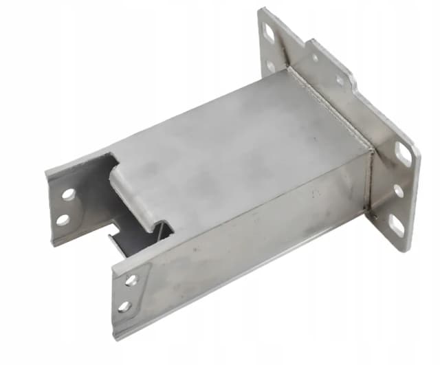 Strefa zgniotu AUDI Q5 80A 16r- PRAWA