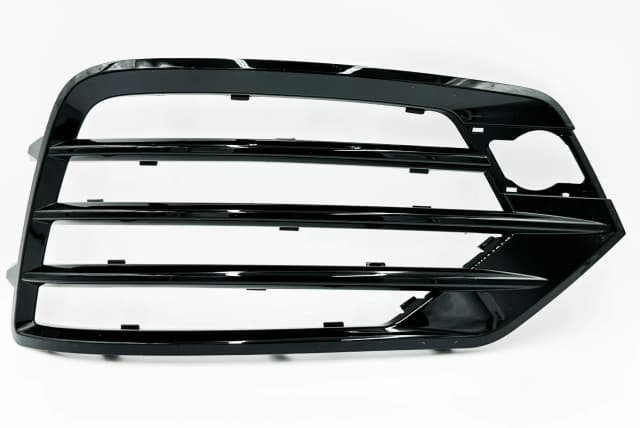 Kratka zderzaka AUDI Q3 8U FL S-LINE PRAWA