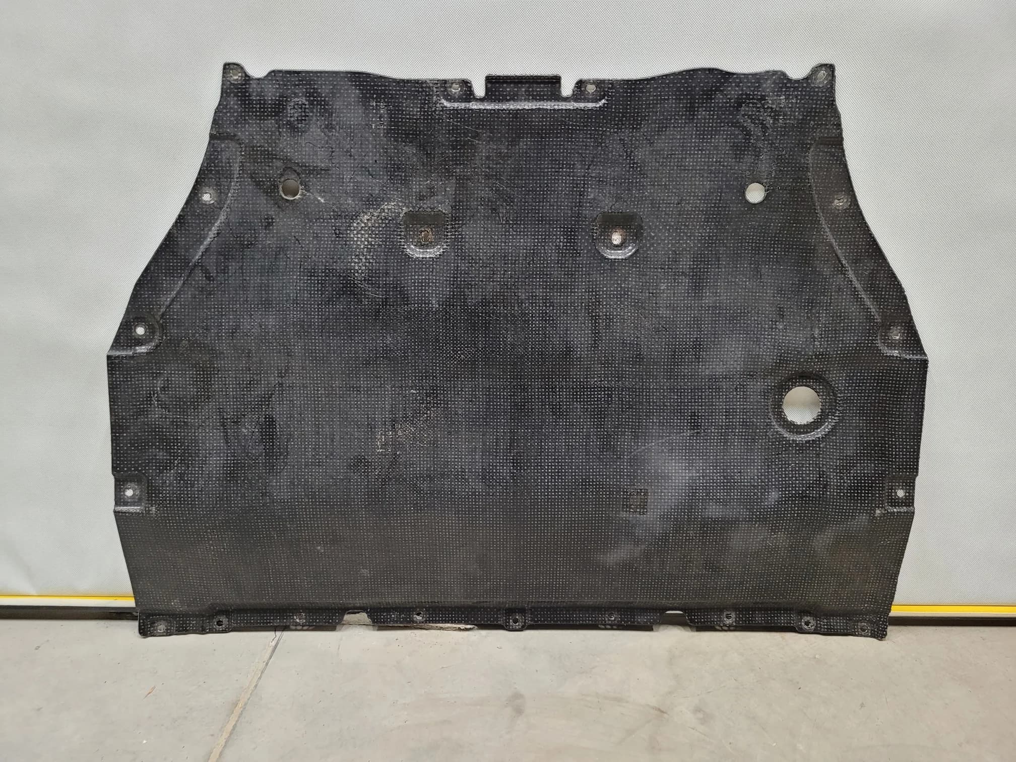 OSŁONA PAMPERS POD SILNIK PORSCHE CAYENNE 9Y 18-