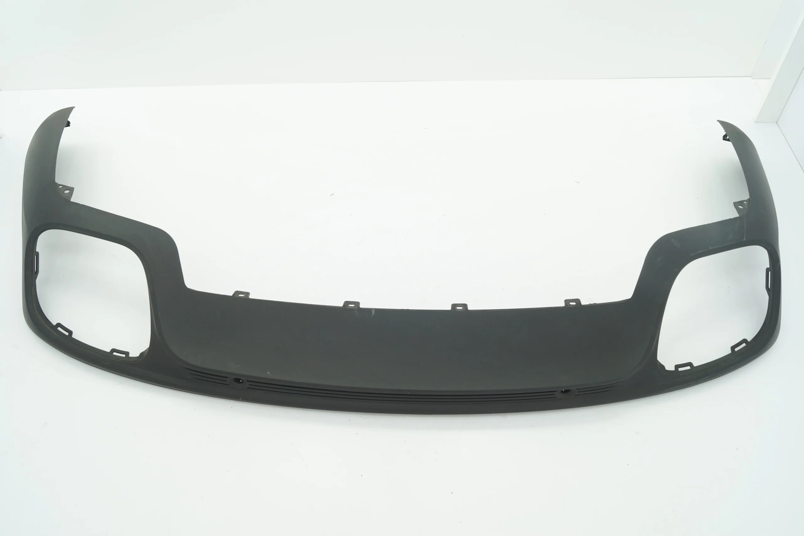 Spoiler zderzaka tylniego PORSCHE PANAMERA 971