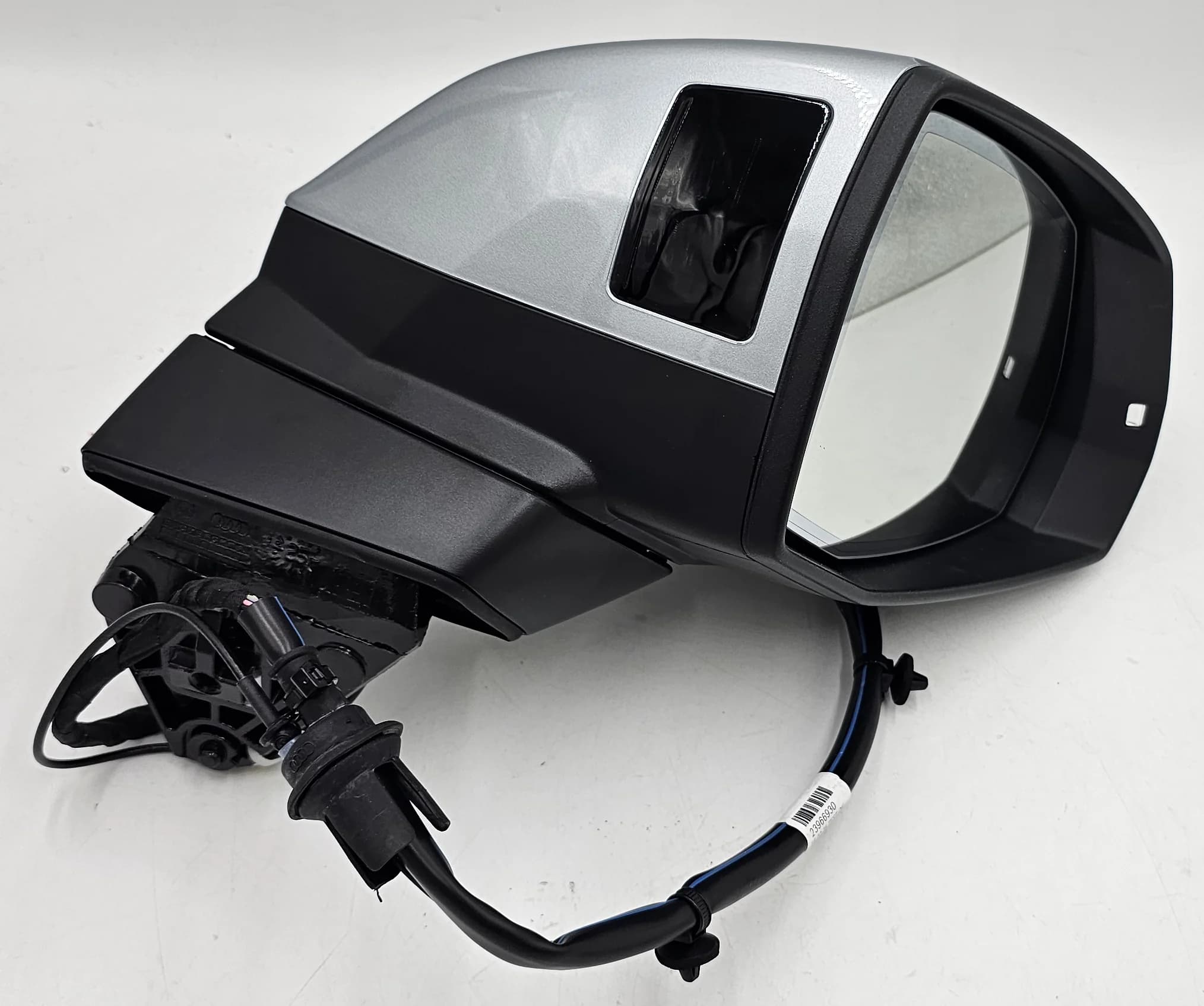 Lusterko AUDI Q7 4M KAMERA 360° MARTWE POLE SREBRNE PRAWE