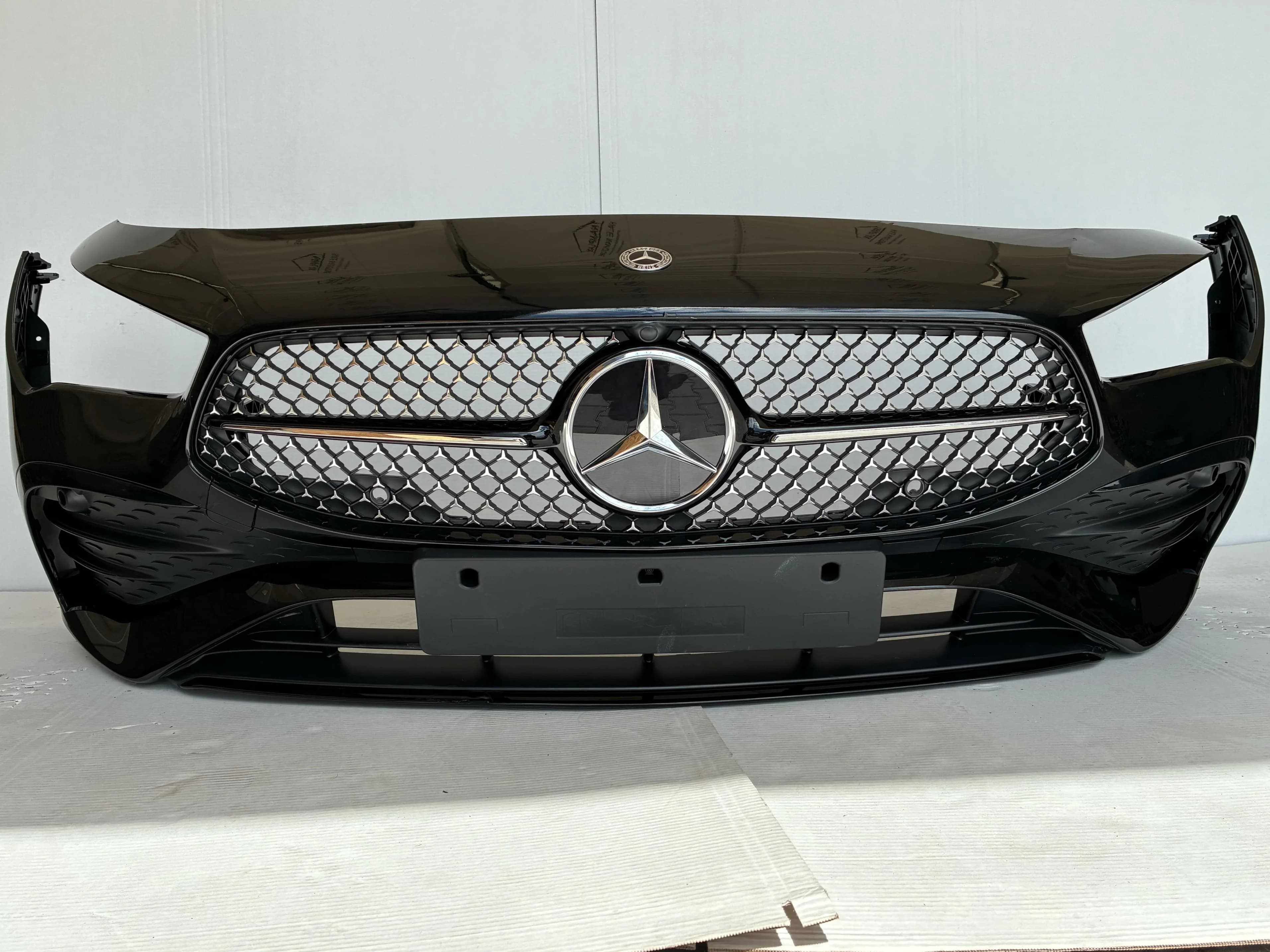 Zderzak przedni MERCEDES CLA W118 AMG 23-25r (2) (A1188809202, 1188809202, A1189050702)