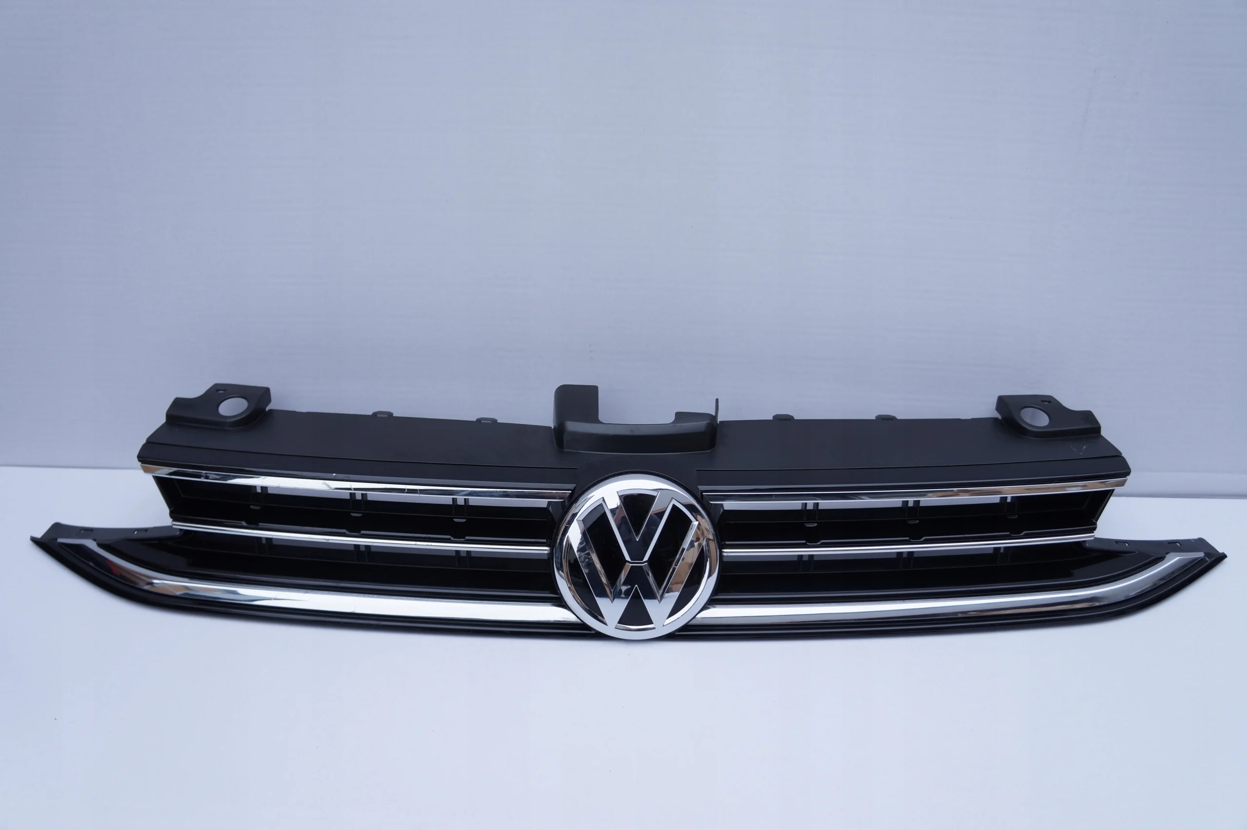 GRILL ATRAPA ZDERZAKA VW GOLF SPORTSVAN LIFT 18-