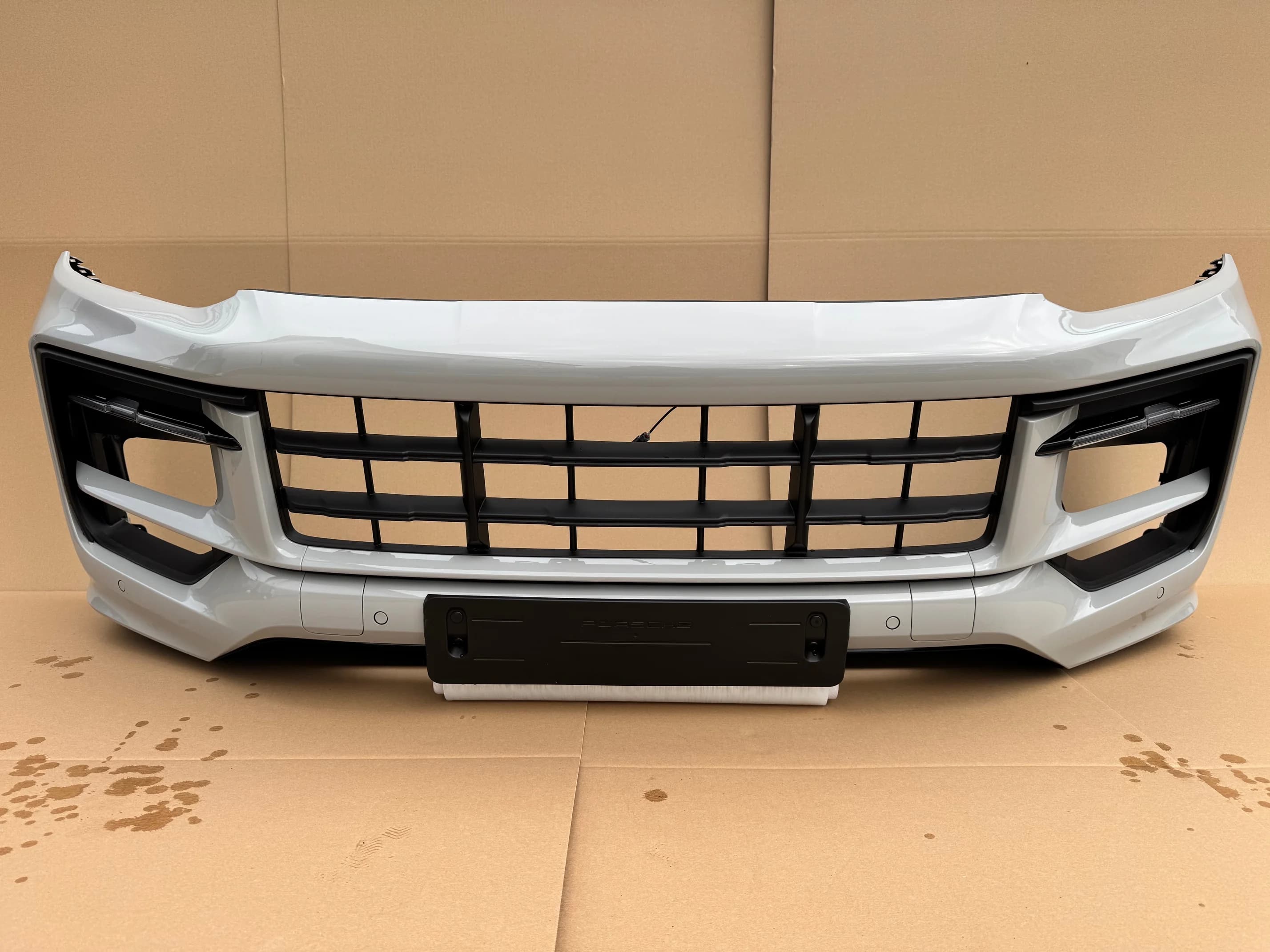 Zderzak przedni PORSCHE CAYENNE 9Y FL SD 4XPDC (9Y0807221F)