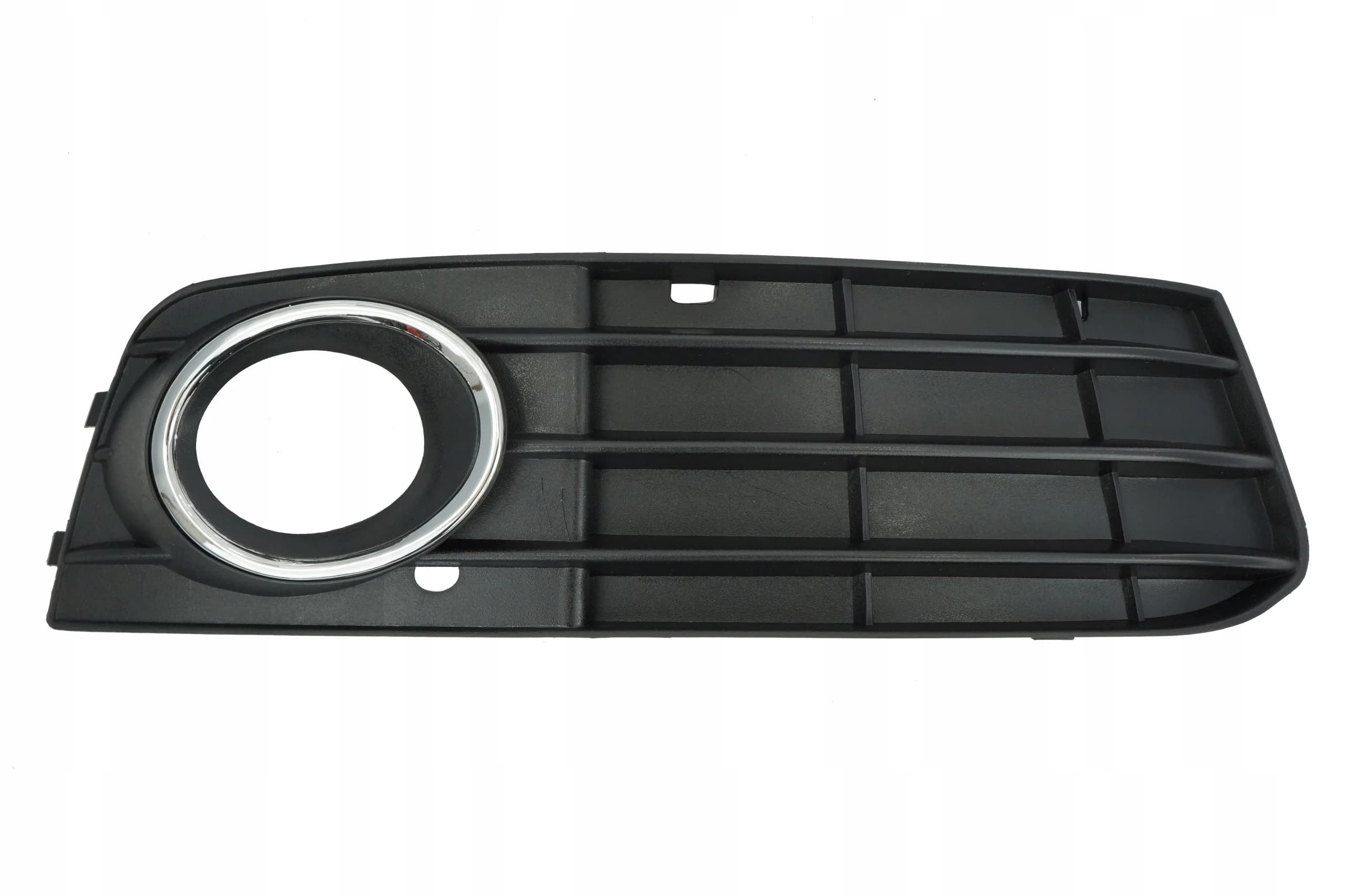 Kratka zderzaka AUDI A4 B8 08-11r # PRAWA (8K0807682, 8K0807682A)