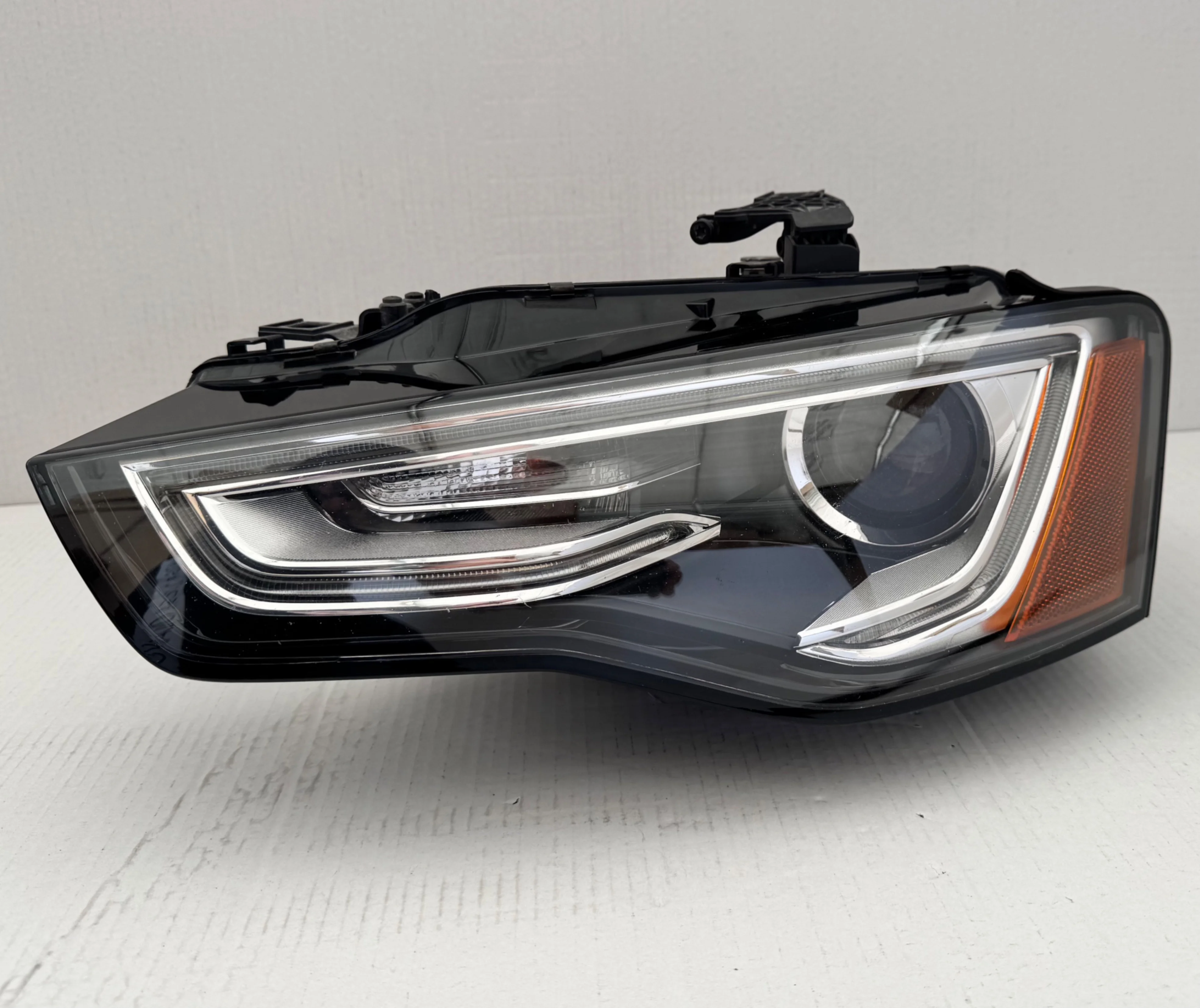 Reflektor przedni AUDI A5 8T FL USA LEWY (8T0941005E)