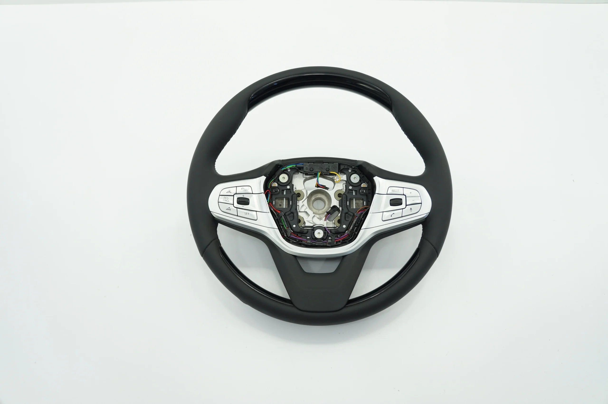 KIEROWNICA SKÓRA DREWNO BMW G11 G12 15-18r OPOLE