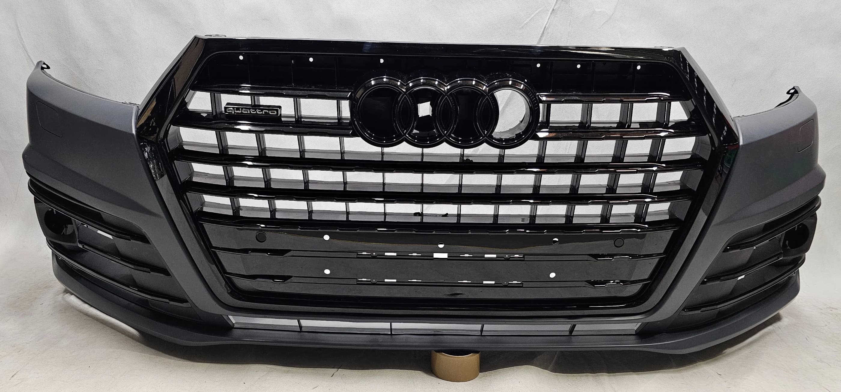 Zderzak przedni AUDI Q7 4M0 S-LINE 15-19 BLACK KPL