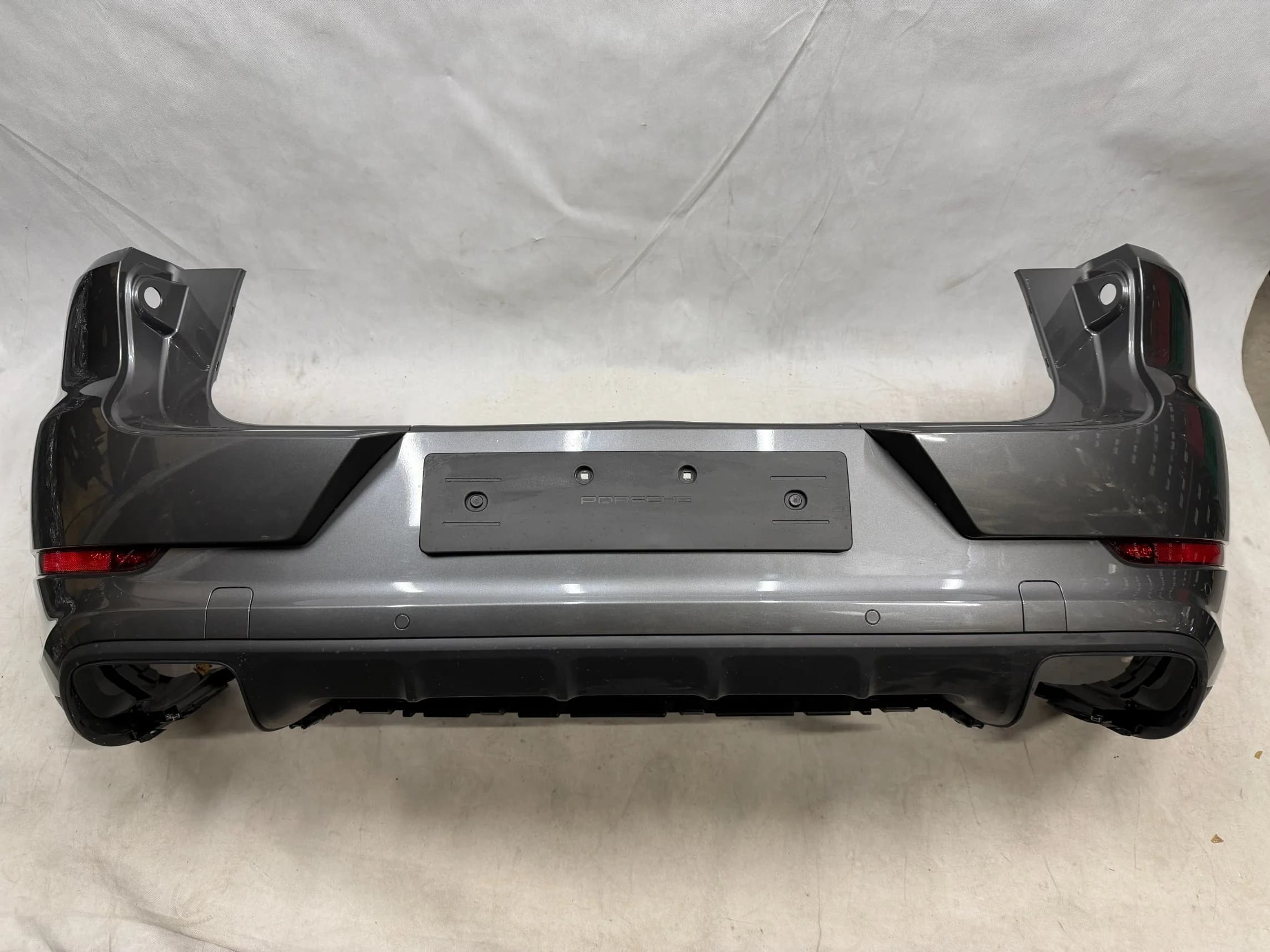 Zderzak tylny PORSCHE CAYENNE 9Y FL COUPE (9Y3807421E)