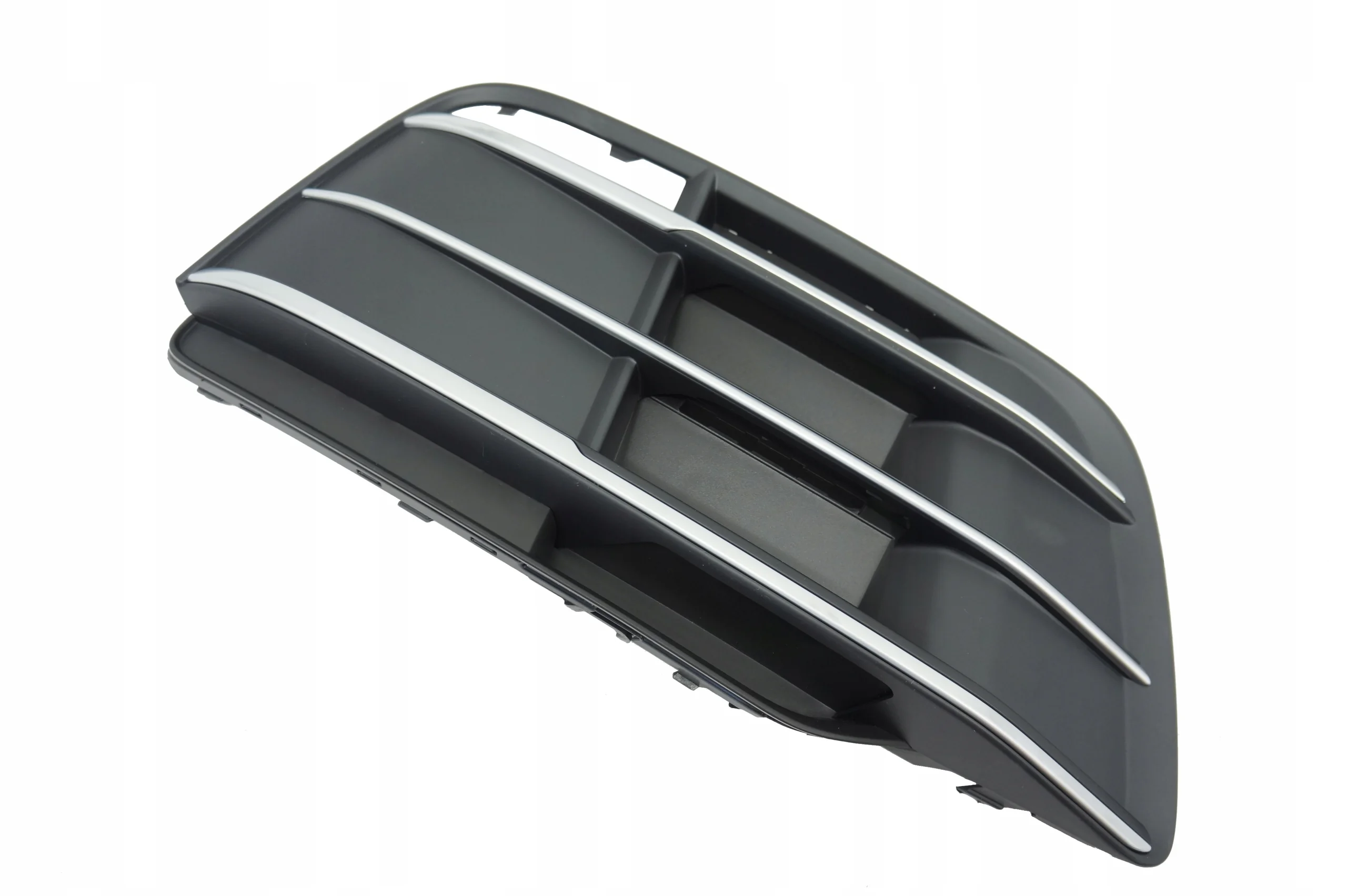 Kratka zderzaka AUDI Q5 80A 16r- S-LINE PRAWA (80A807680HRU6)