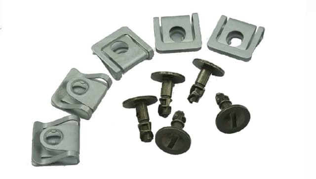 Spinki montażowe OSŁONY SKRZYNI BIEGÓW A6 C6