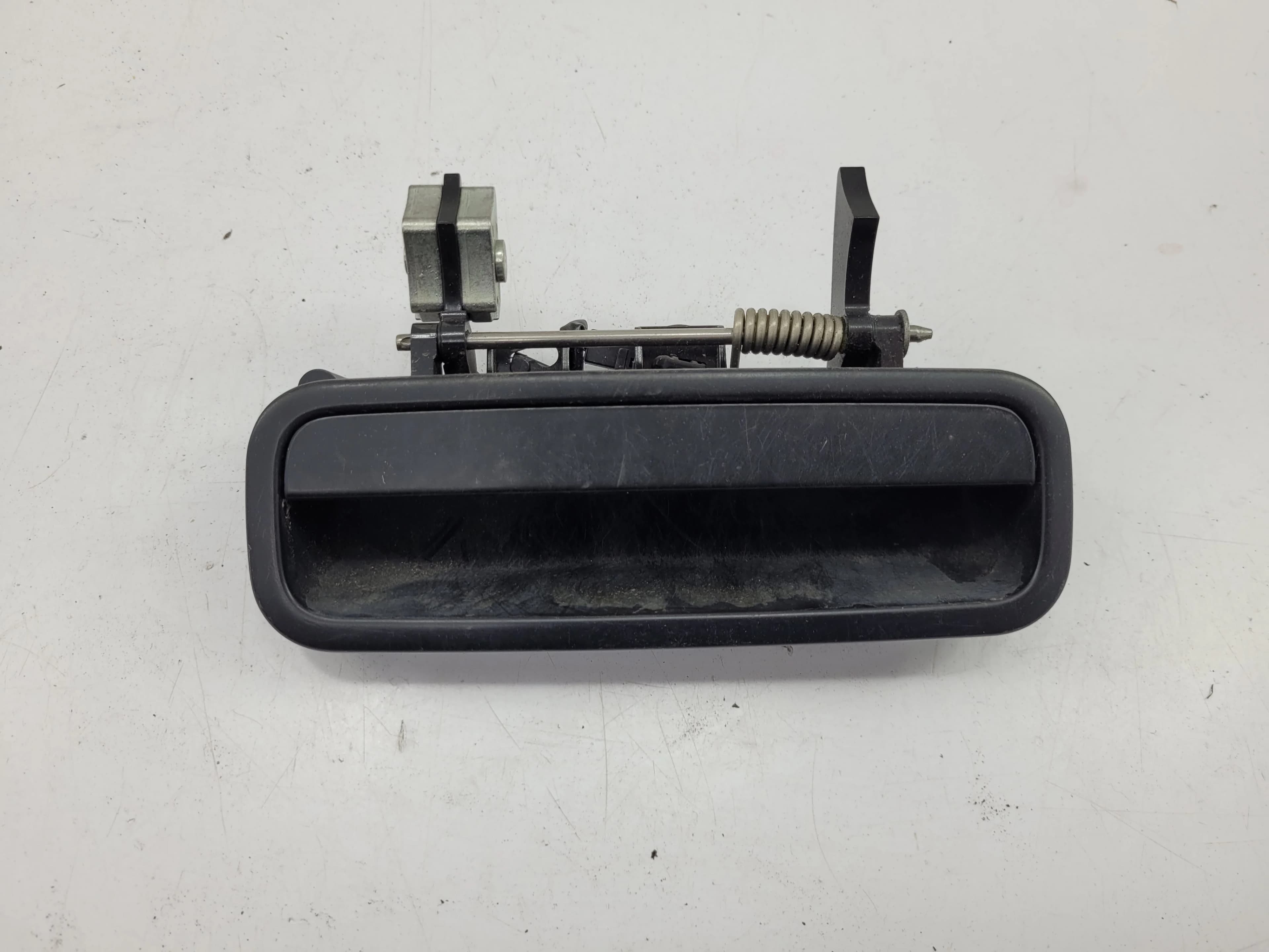 Klamka bagażnika VW CADDY (2K5827565D)