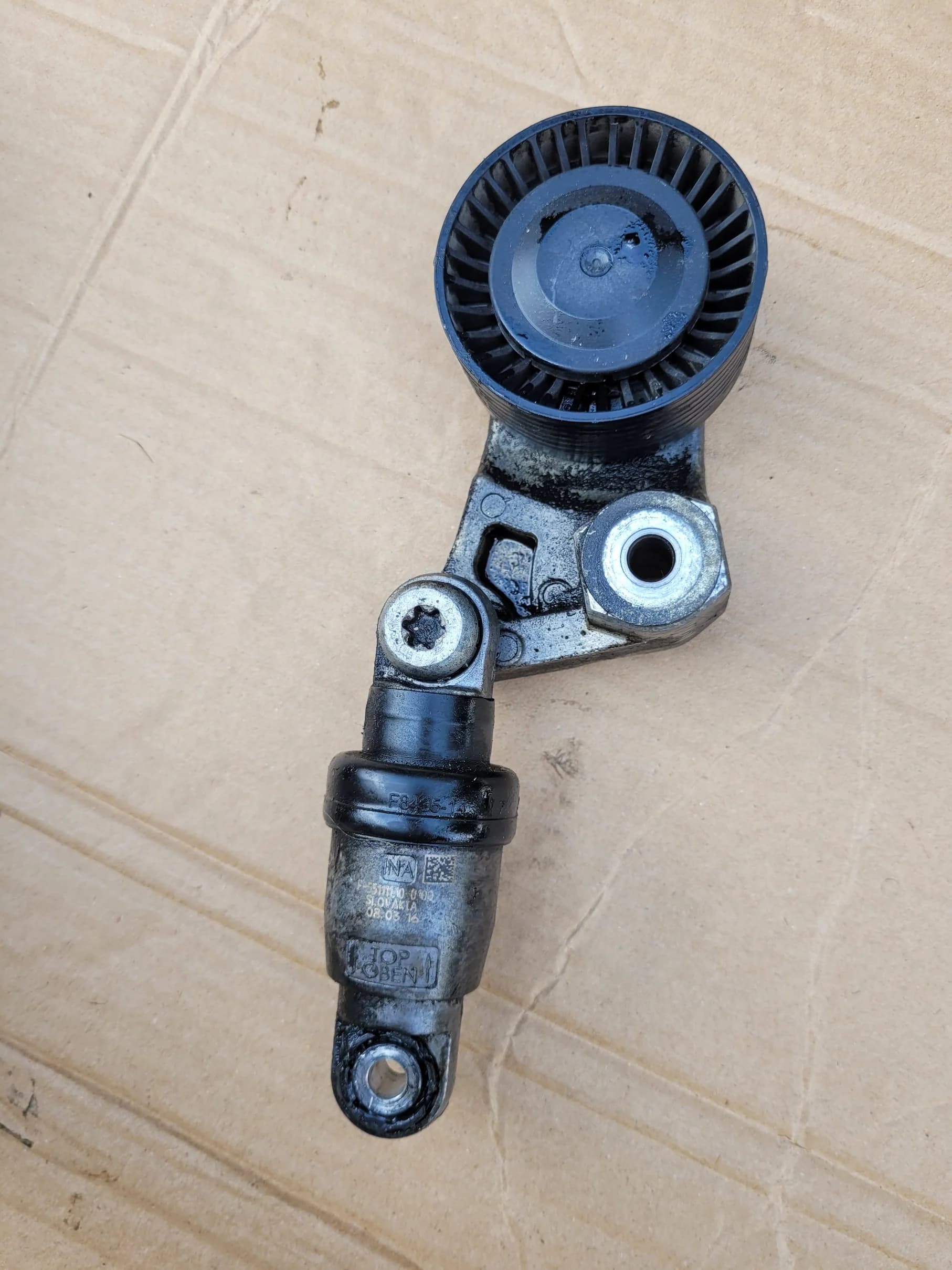 Napinacz paska PORSCHE 3.6 BENZYNA (94810236123)