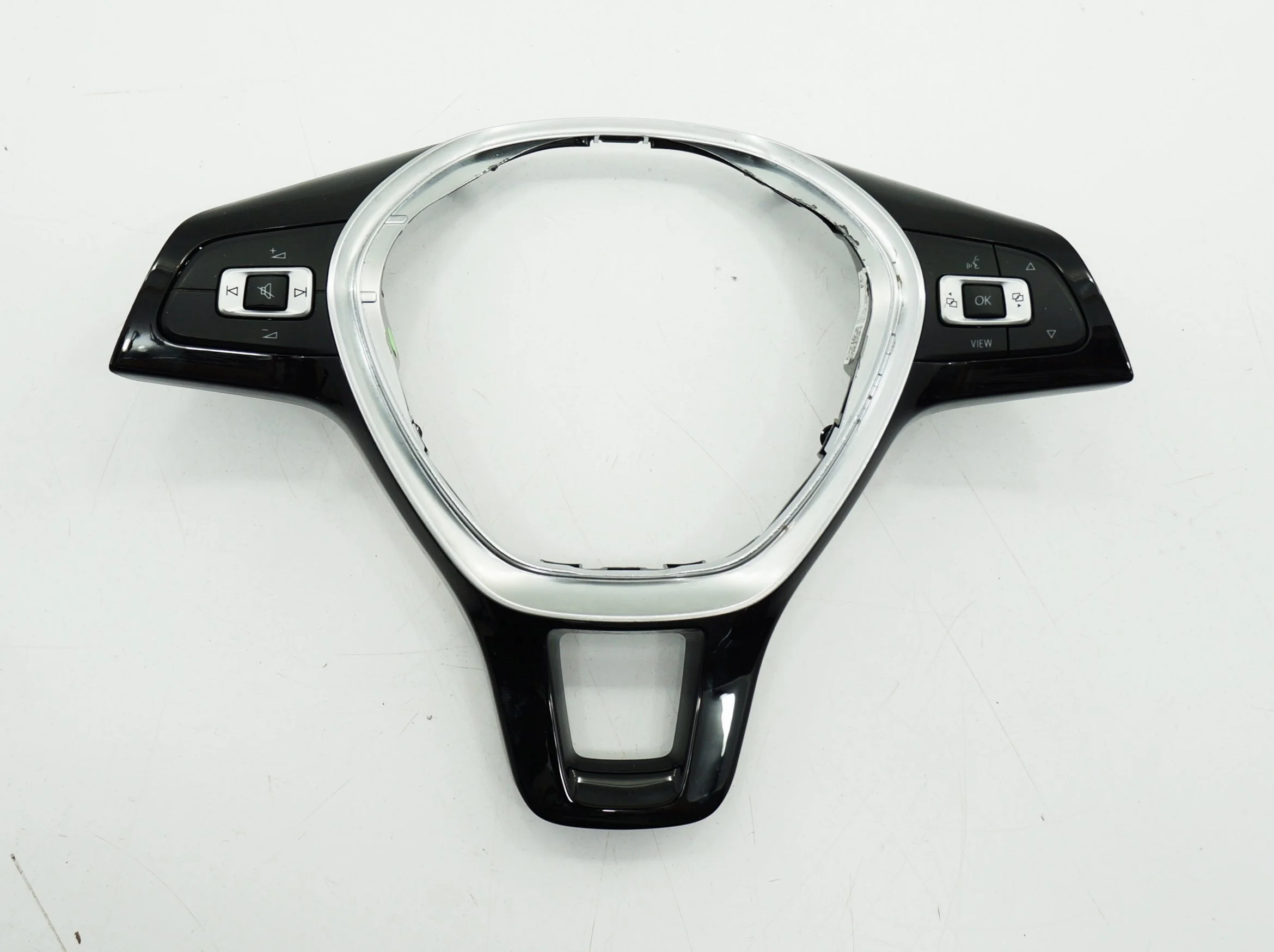 Ramka kierownicy VW GOLF VII