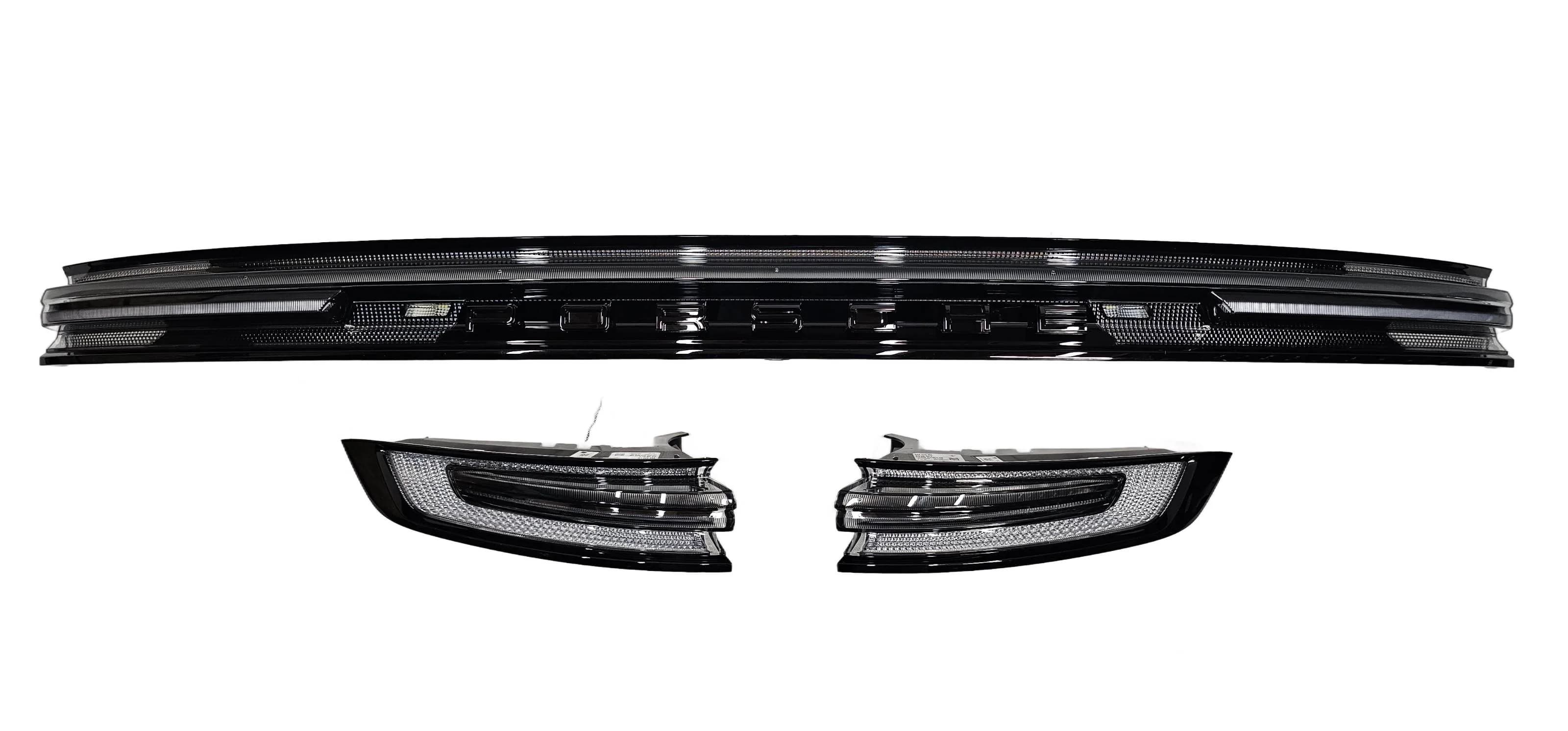 Lampa tylna PORSCHE CAYENNE III 9Y0 LIFT LEWA + PRAWA + ŚRODEK CZARNE MONOCHROM 23- (9Y0945091P, 9Y0945092P, 9Y0945207CD)